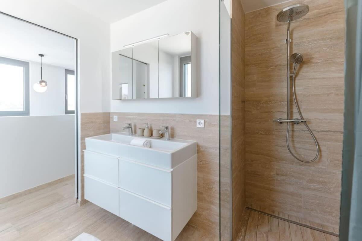 City Luxury With City Views In Ville Haute Luxemburgo Exterior foto